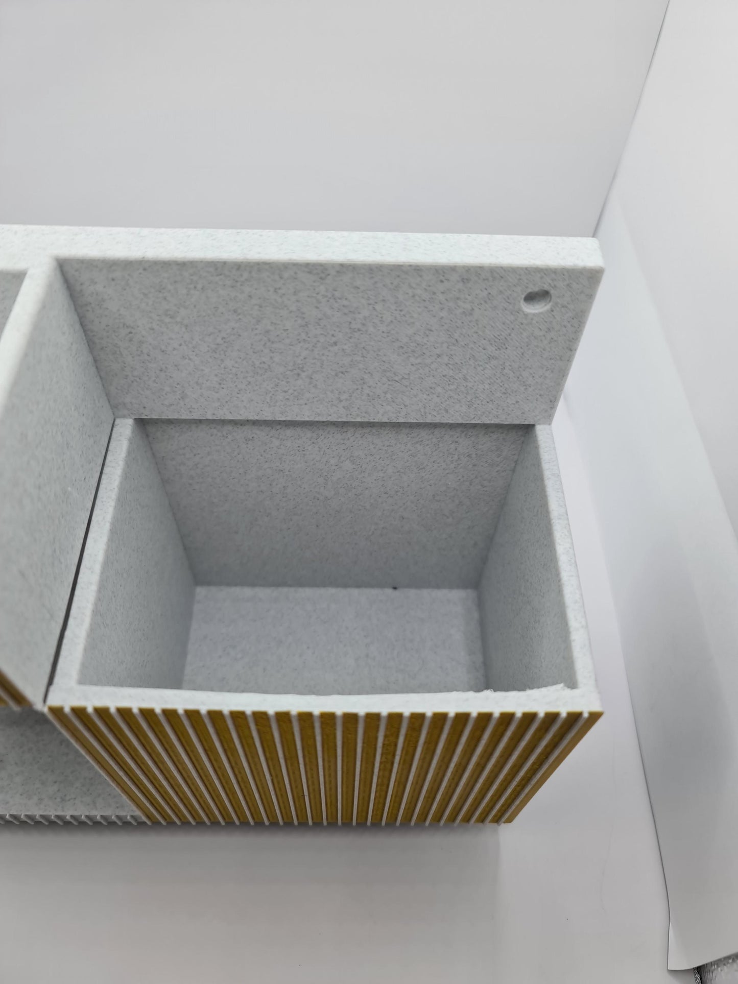 Personalized Wall Organizer: Modern Entryway Storage with Hooks