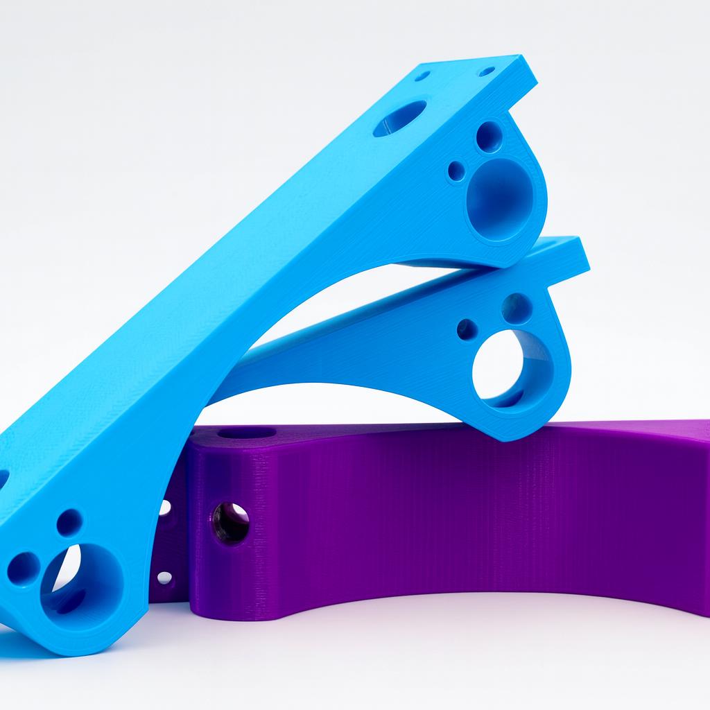 Scuba Cylinder Roll Control Bracket: Modular Tank Cradle for Transit