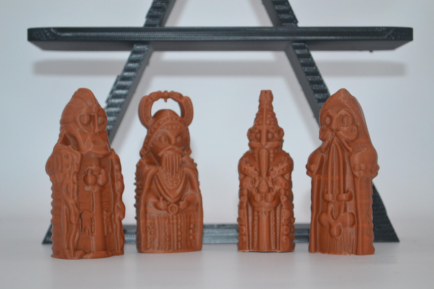 Handmade Norse Viking Display: Custom 3D Printed Figurines & Engraved Shelf