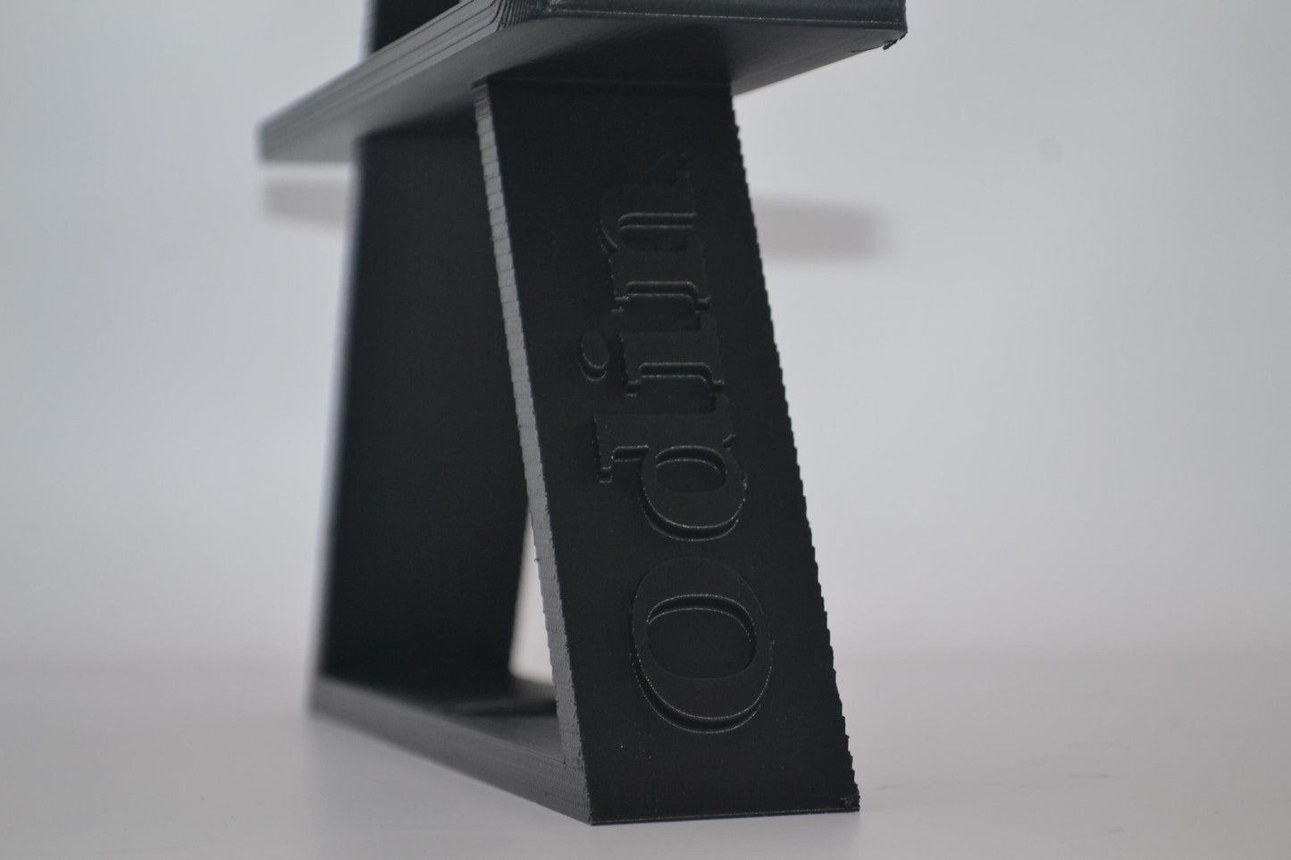 Handmade Norse Viking Display: Custom 3D Printed Figurines & Engraved Shelf