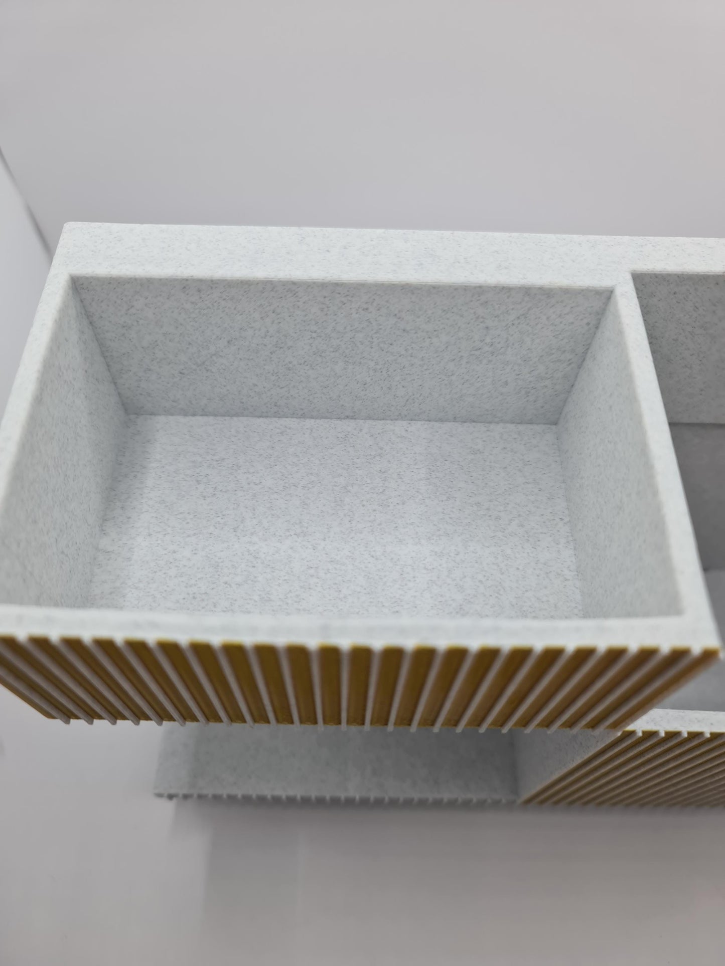 Personalized Wall Organizer: Modern Entryway Storage with Hooks