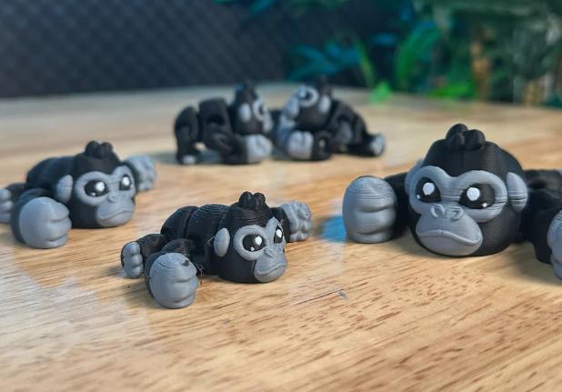 Articulated Gorilla Fidget Toy: 3D Printed Desk Pet Figurine
