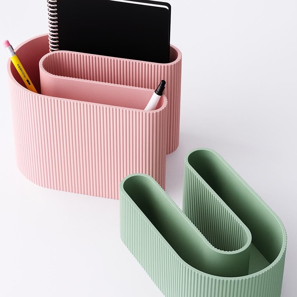 3D Printed S-Shaped Desk Organizer: Ribbed Pen & Notebook Holder