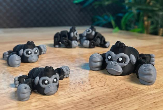 Articulated Gorilla Fidget Toy: 3D Printed Desk Pet Figurine