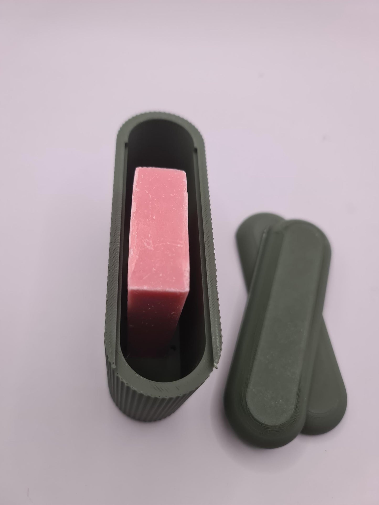 Compact Travel Soap Holder – Portable Soap Case with Secure Lid | Leak-Proof Soap Box for Travel, Gym, Camping, Holidays van life